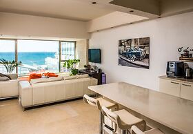 One of a Kind Gordon Beach Front 2BR Apt