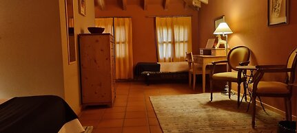 Hotel Sara De Ur