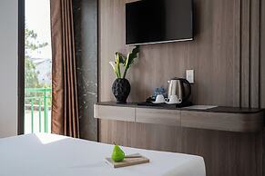 ELC Luxury Da Lat Hotel & Apartment