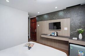 ELC Luxury Da Lat Hotel & Apartment