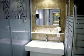 Idahan Hotel
