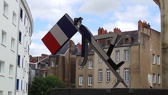 Hôtel Le Cambronne