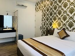 Nice Hue Hotel