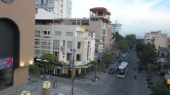 Nice Hue Hotel