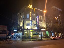 Nice Hue Hotel