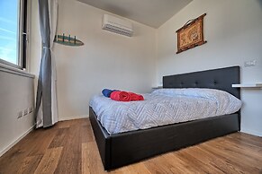 Marina Apartments