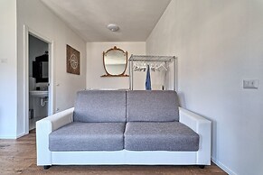 Marina Apartments