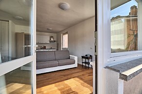 Marina Apartments