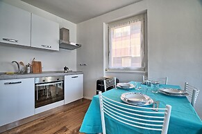 Marina Apartments