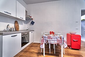 Marina Apartments