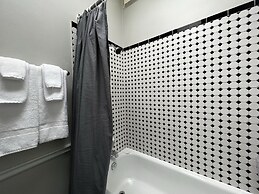 Inn at the Falls