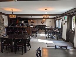 Inn at the Falls
