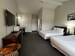 Inn at the Falls