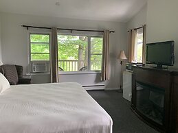 Inn at the Falls