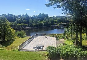 Inn at the Falls
