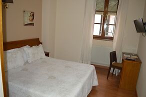 Hotel Los Robles
