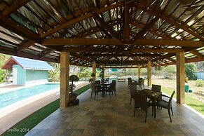 Blue Beach Bungalow