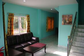 Blue Beach Bungalow