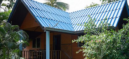 Blue Beach Bungalow