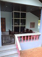 Blue Beach Bungalow