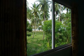 Blue Beach Bungalow