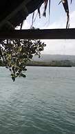 Mahun on the Lagoon Bungalows