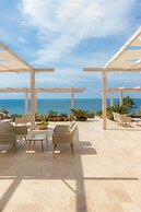 King Maron Beach Hotel & Spa