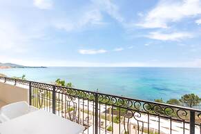 King Maron Beach Hotel & Spa
