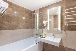 King Maron Beach Hotel & Spa
