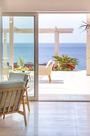 King Maron Beach Hotel & Spa