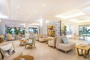 King Maron Beach Hotel & Spa
