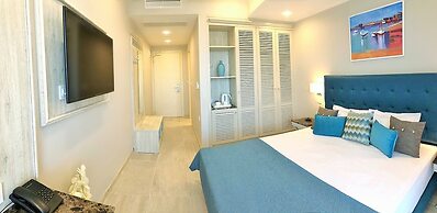 King Maron Beach Hotel & Spa