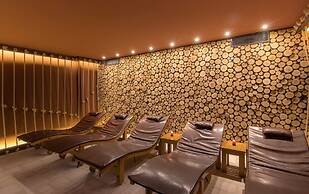 King Maron Beach Hotel & Spa