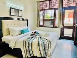 Olive Service Apartment DLF Galleria