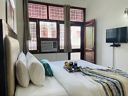 Olive Service Apartment DLF Galleria