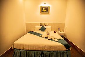 Tea Leaf Hotel