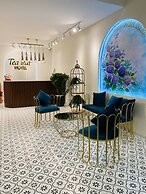 Tea Leaf Hotel
