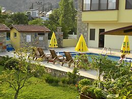 Ada Apart Hotel