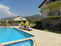 Ada Apart Hotel