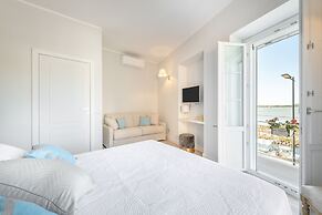 AQUAMADRE Suites