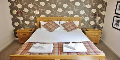 The Townhouse Hotel