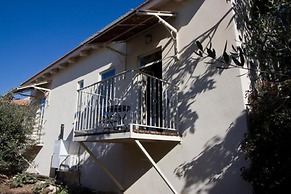 Smadar Inn