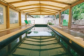 Smadar Inn