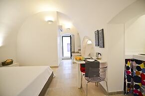 Scirocco Apartment with Terrace by Wonderful Italy