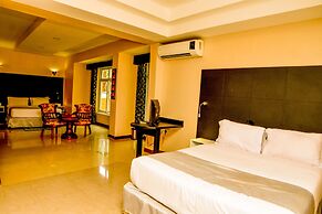ISAMILO GRAND HOTEL