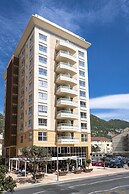 Bentley Holiday Apartments - West One