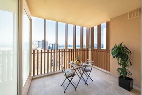 Bentley Holiday Apartments - West One