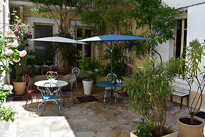 Hotel Henri IV