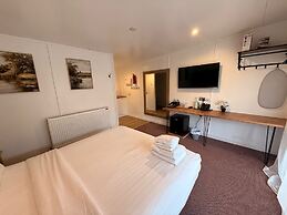 The Waterfront Lodges