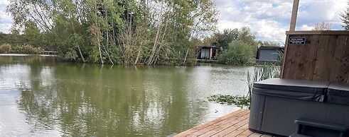 The Waterfront Lodges